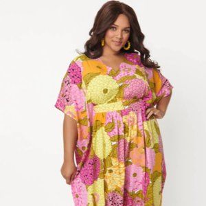 Unique Vintage Floral 70s Caftan (Kaftan) Maxi Dress Pink Yellow